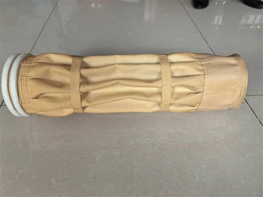 <b>高溫褶皺除塵布</b>袋